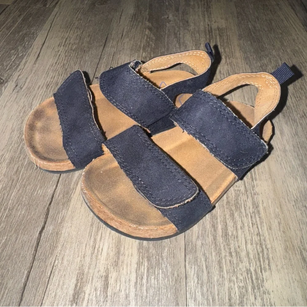 ☀️6/$20☀️ H&M Kids Navy Blue Strap Sandals